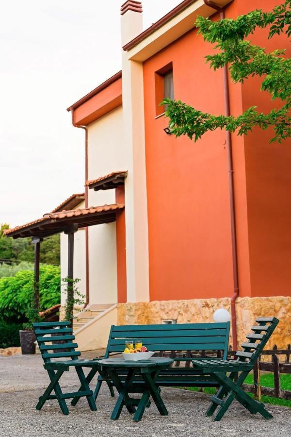 Néa Péramos Villa Mariellie מראה חיצוני תמונה