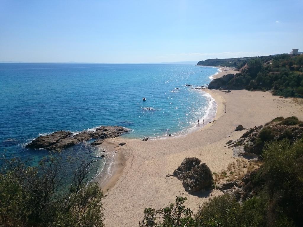 Néa Péramos Villa Mariellie מראה חיצוני תמונה