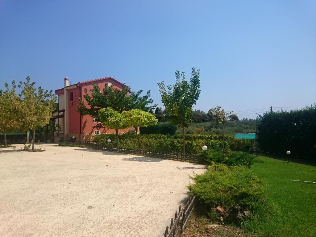 Néa Péramos Villa Mariellie מראה חיצוני תמונה